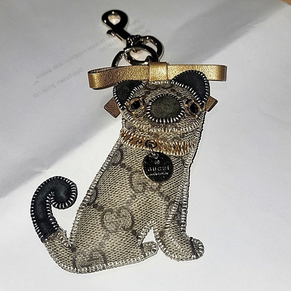 Gucci "The Bougie Chihuahua" bagcharm - Picture 2 of 10